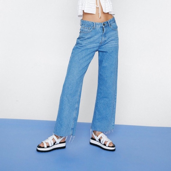 SOLD‼️ Nasty Gal Leather Flatform Fisherman Sandals - Picture 2 of 5